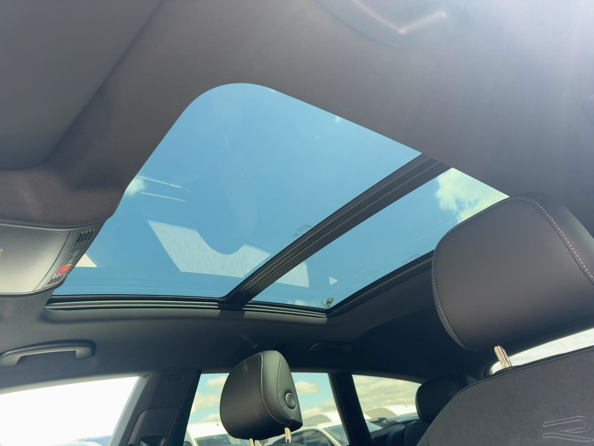 Arteon Shootingbrake 2.0 TDI DSG R-Line 4M AHK LED-Matrix Navi Park-Ass Kamera Keyless Sitzhzg