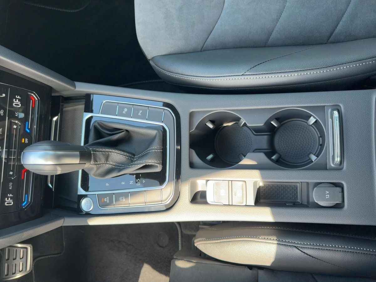 Arteon Shootingbrake 2.0 TDI DSG R-Line 4M AHK LED-Matrix Navi Park-Ass Kamera Keyless Sitzhzg