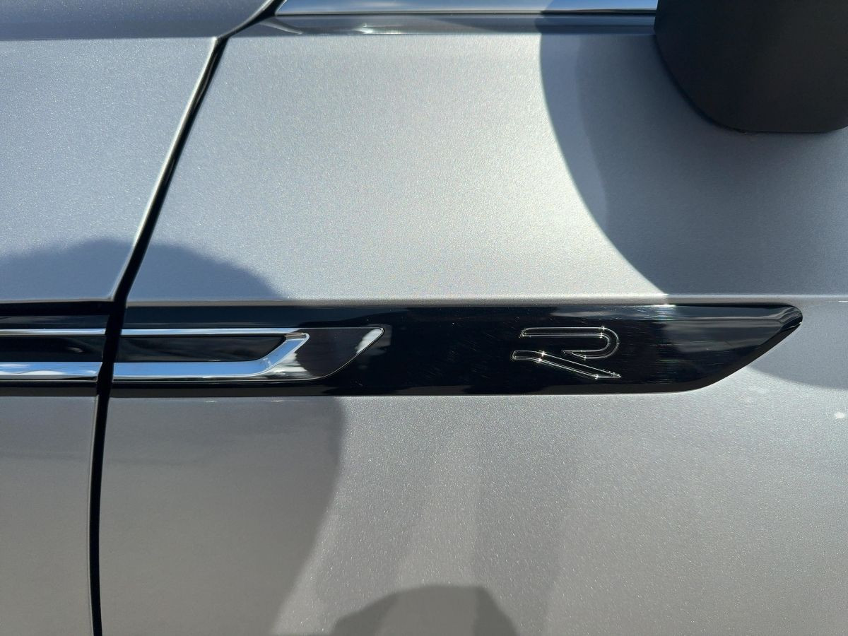 Arteon Shootingbrake 2.0 TDI DSG R-Line 4M AHK LED-Matrix Navi Park-Ass Kamera Keyless Sitzhzg