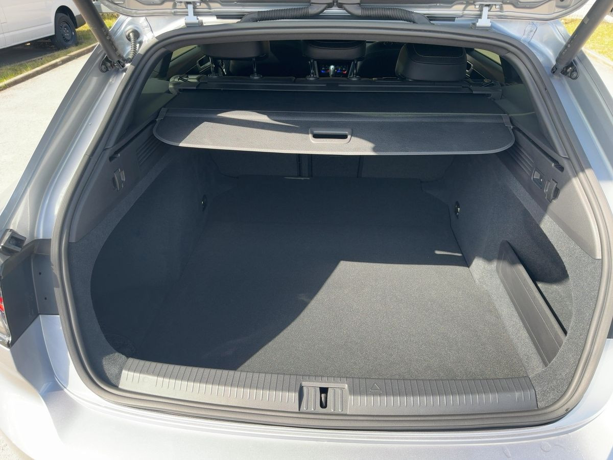 Arteon Shootingbrake 2.0 TDI DSG R-Line 4M AHK LED-Matrix Navi Park-Ass Kamera Keyless Sitzhzg