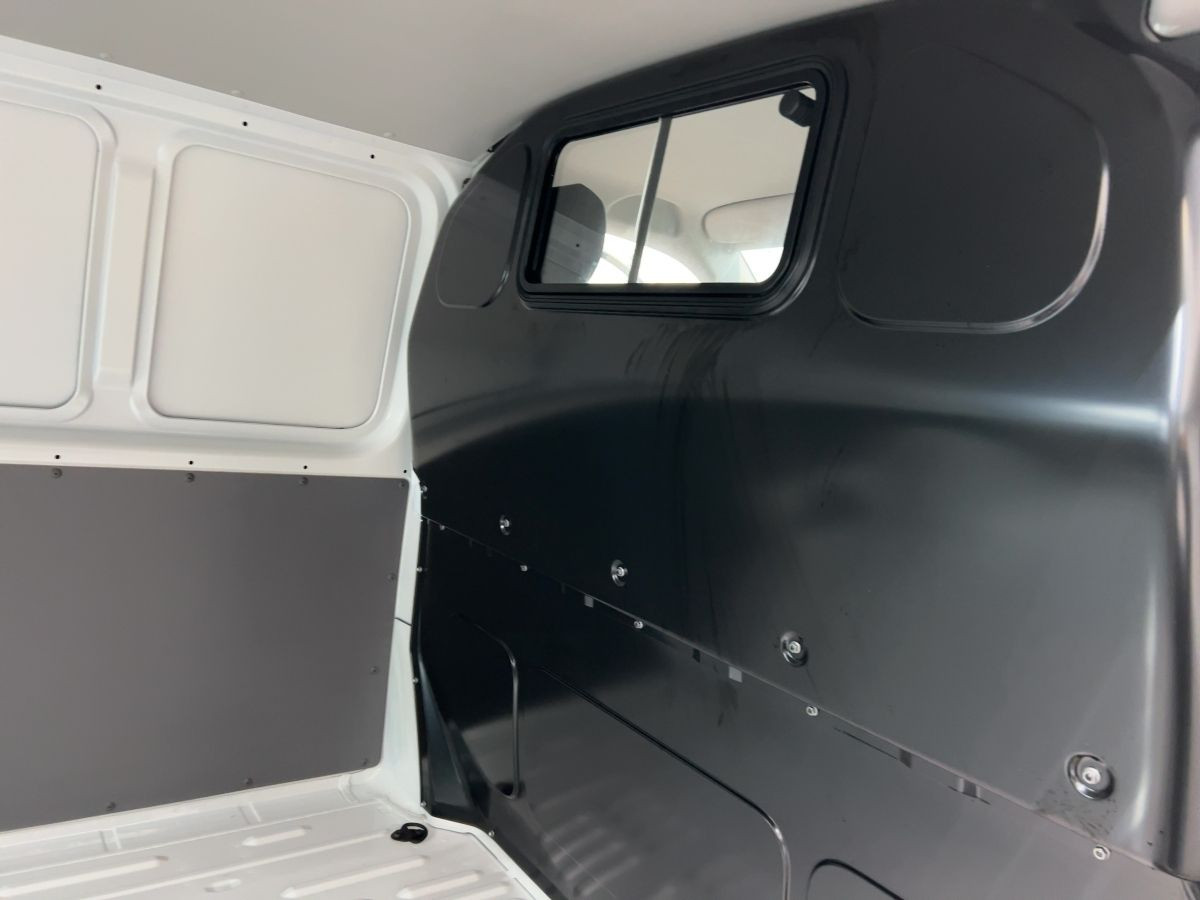 T6.1 Kasten 2,0 l TDI 110kW DSG GJR*Navi*Kamera