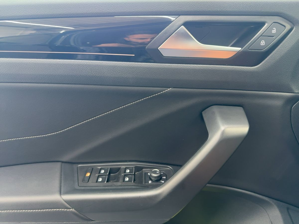 T-Roc 2.0 TDI DSG ab 3,99% R-Line AHK ACC Navi LED-Plus Kamera Sitzh. DAB+