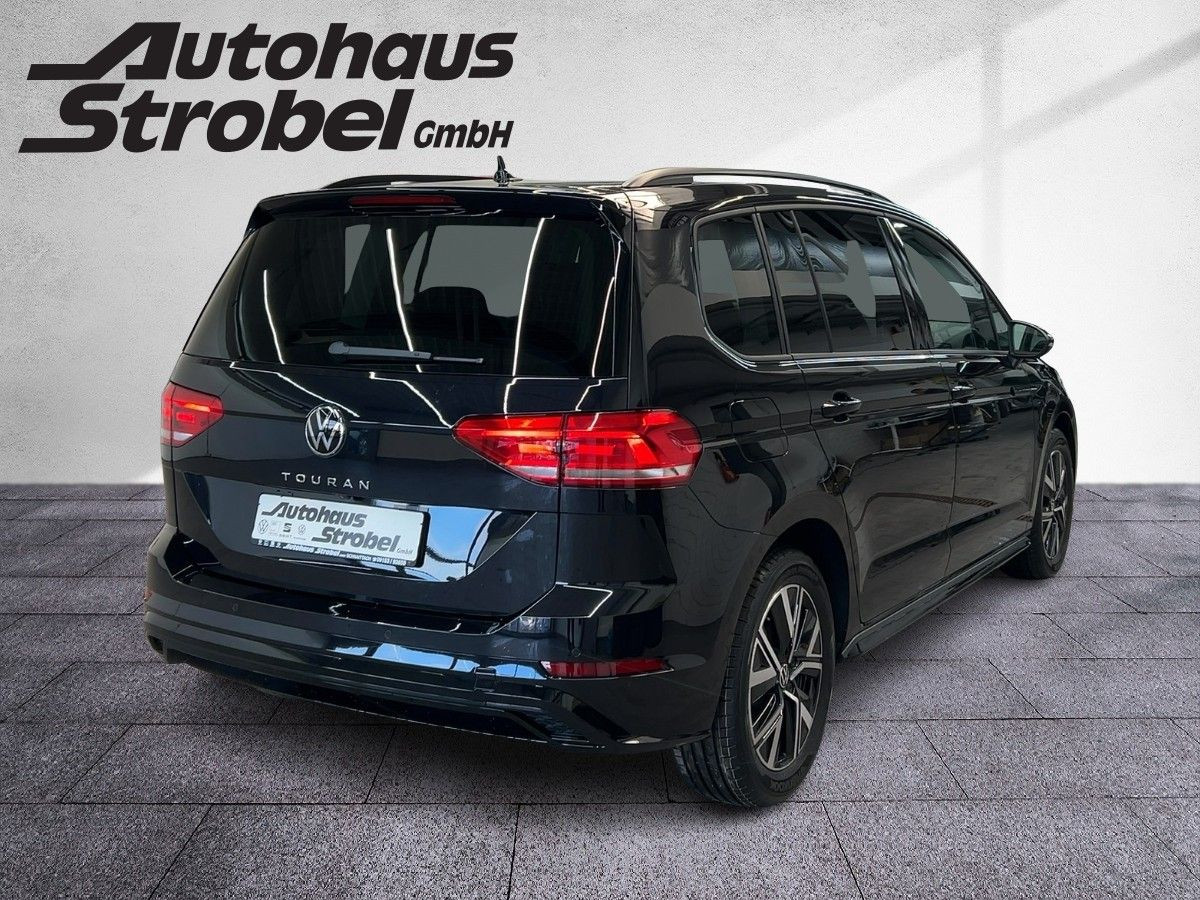 Touran Highline 1,5 l TSI 110 kW DSG*AHK*Navi*WR