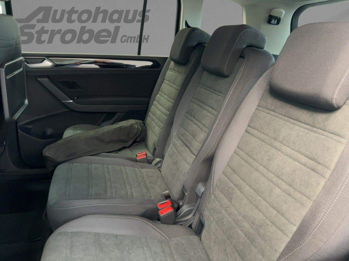 Touran Highline 1,5 l TSI 110 kW DSG*AHK*Navi*WR