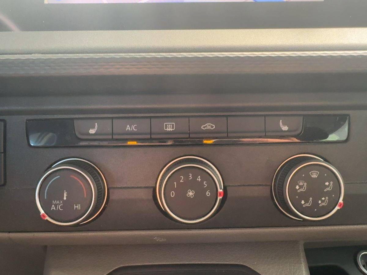 T6.1 Kombi 2.0 TDI DSG 4M 7-Sitze ACC Navi LED Kamera Parkp. Lane Ass. Klima