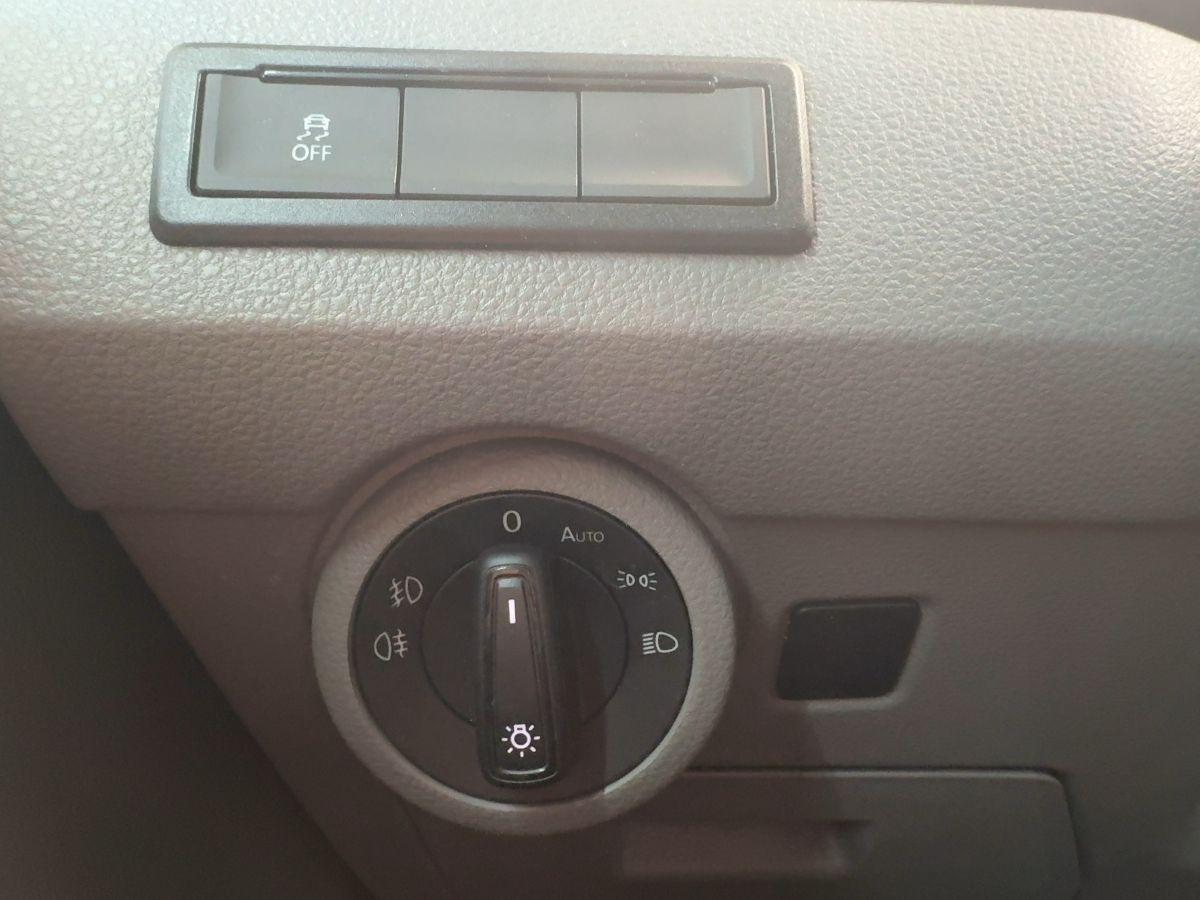 T6.1 Kombi 2.0 TDI DSG 4M 7-Sitze ACC Navi LED Kamera Parkp. Lane Ass. Klima