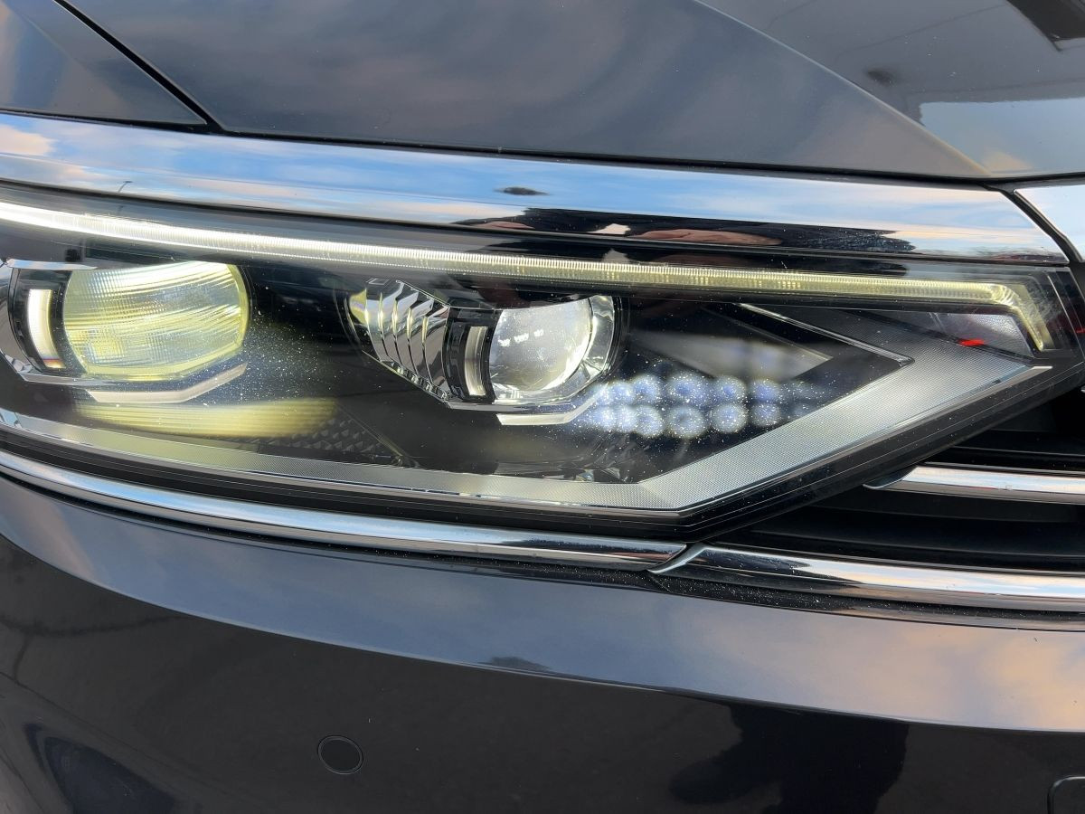 Passat Variant ALLTRACK 2.0 TDI DSG 4M AHK ACC Standh. LED-Matrix Navi ergo Kamera