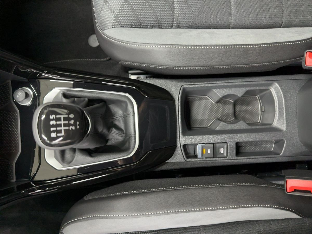 T-Roc R-Line 1.5 TSI 110 kW 6-Gang LED Klima