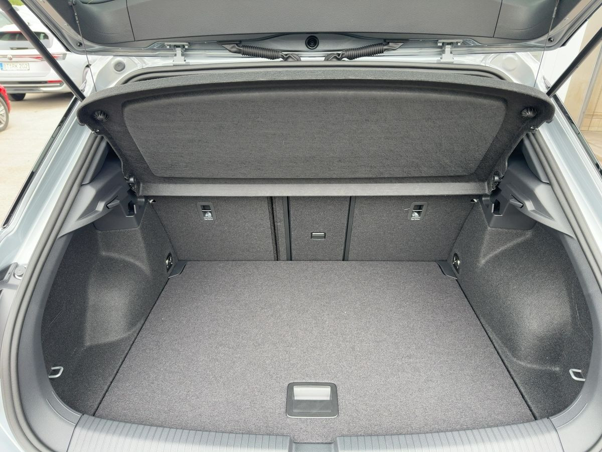 T-Roc R-Line 2.0 TDI 110 kW 7-Gang-DSG *LED*ACC*