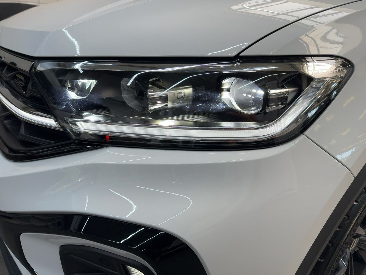T-Roc R-Line 2.0 TSI 4MOTION 140 kK 7-Gang-DSG