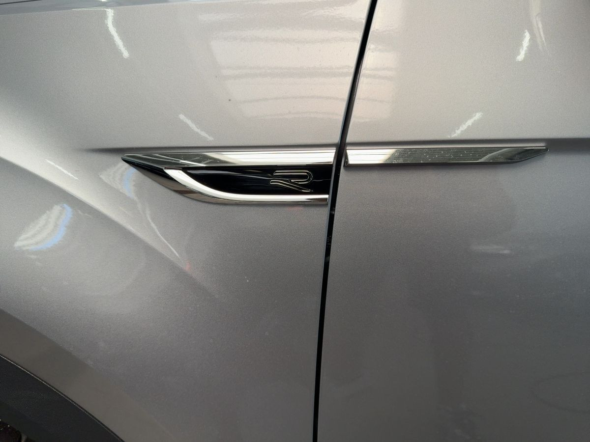 T-Roc R-Line 2.0 TSI 4MOTION 140 kW 7-Gang-DSG