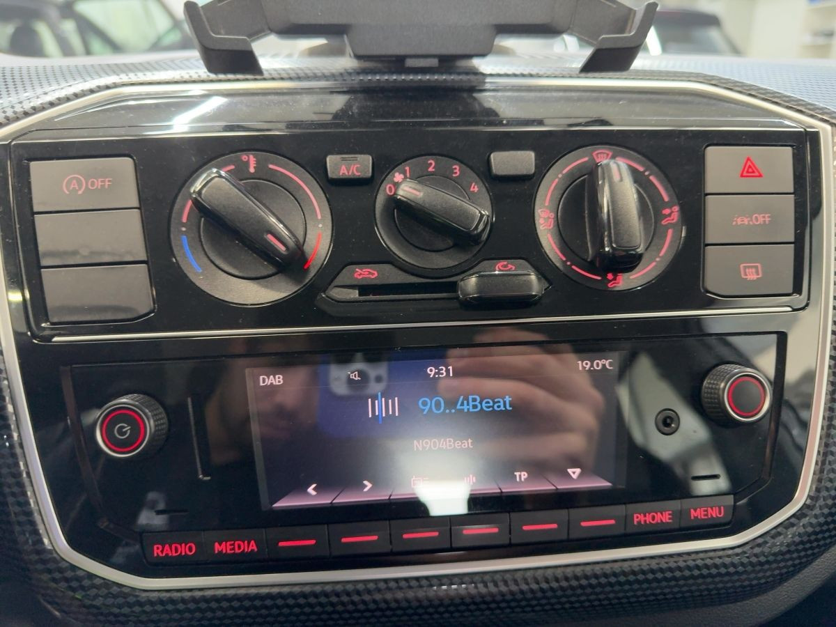up! 1.0 move up! ab 3,99% DAB+ Bluet. Klima elektr. FH USB ZV