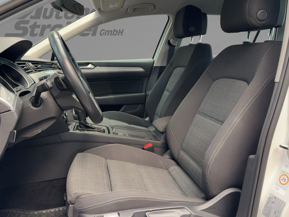 Passat Variant 2.0 TSI DSG Business ACC LED-Matrix Navi Kamera Ergo Sitzhzg Bluet.