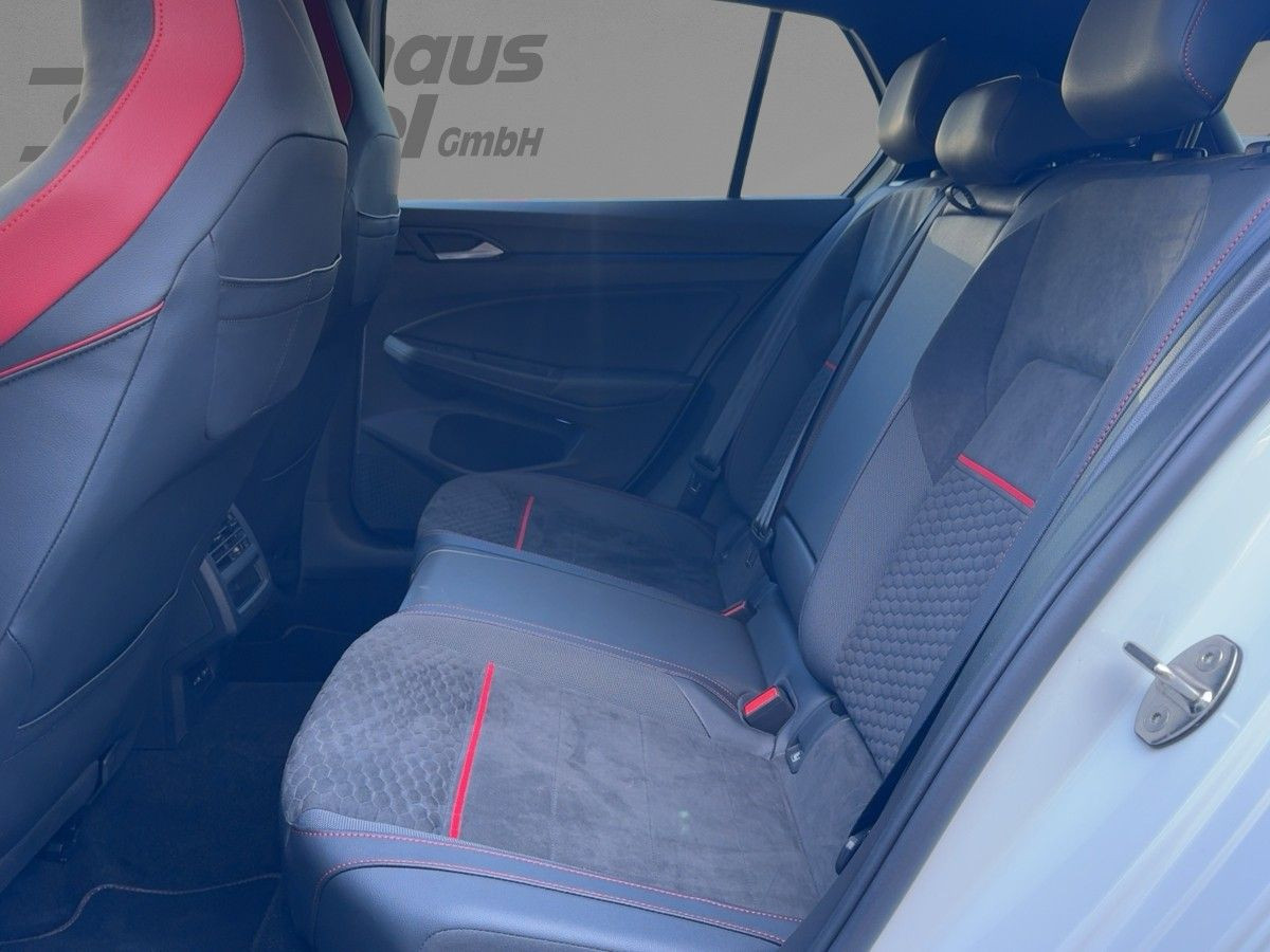 Golf VIII 2.0 TSI DSG 