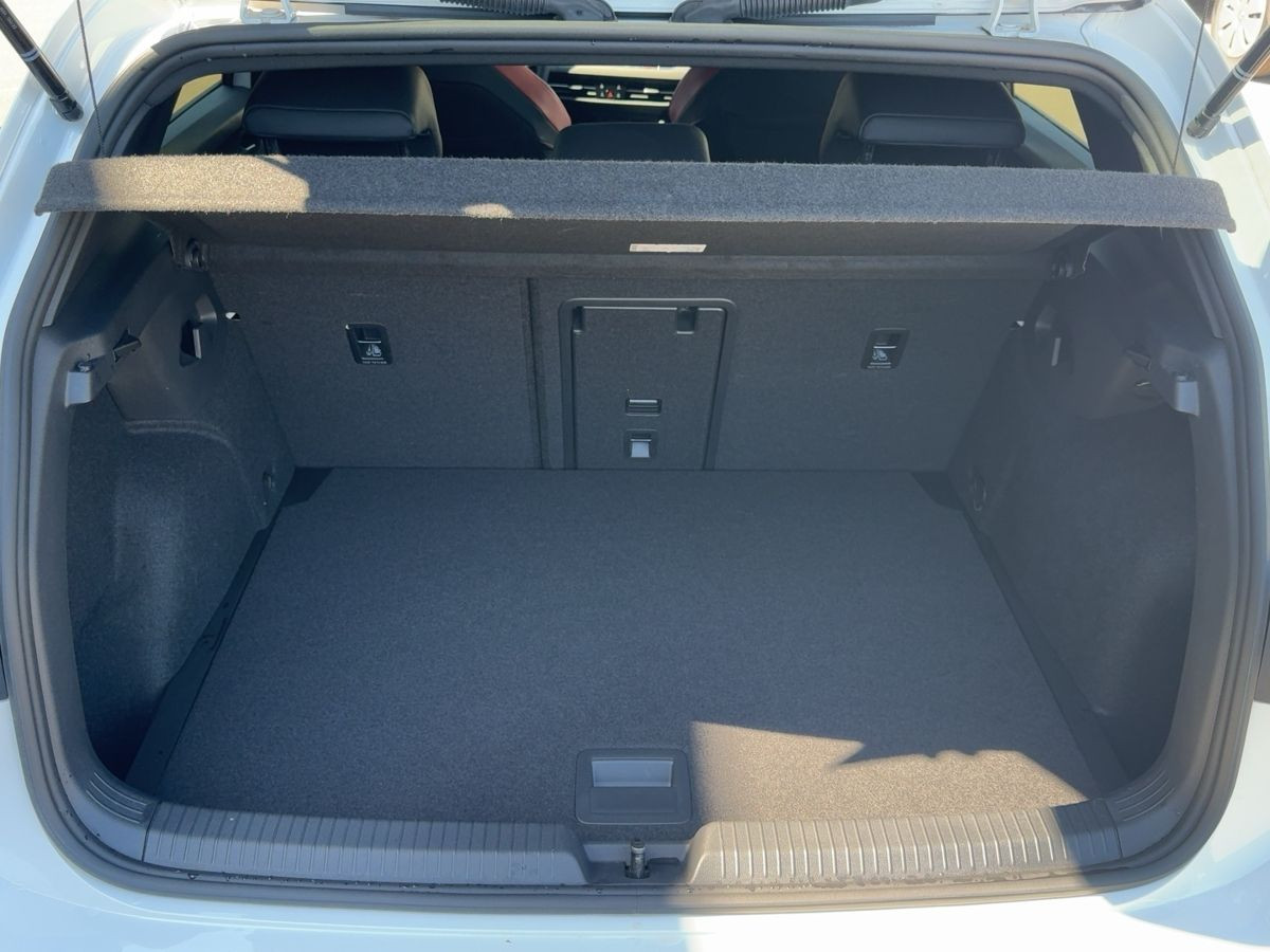 Golf VIII 2.0 TSI DSG 