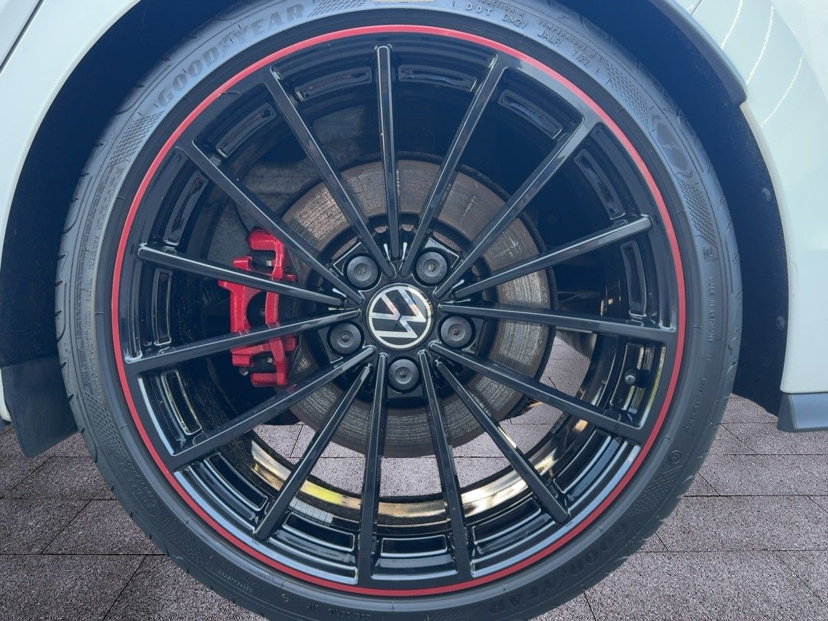 Golf VIII 2.0 TSI DSG 
