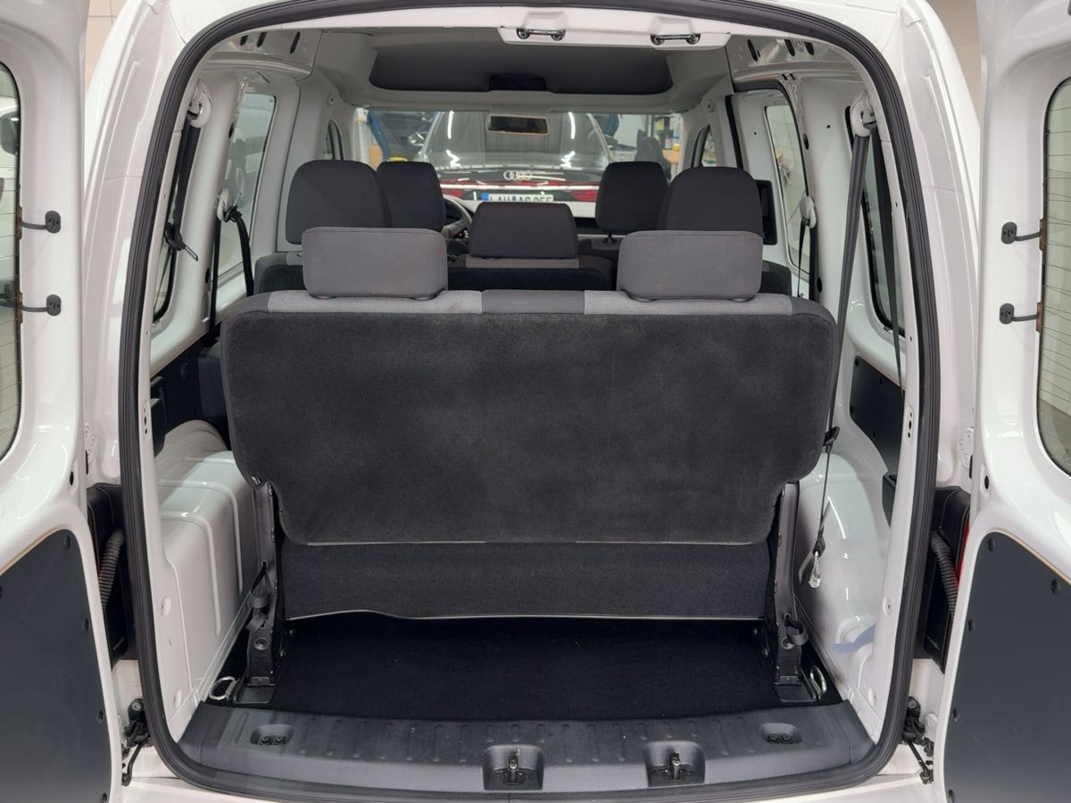 Caddy 2.0 TDI Basis 7-Sitze Parkp. Sitzh. Klima Nebel elektr. Spiegel + FH