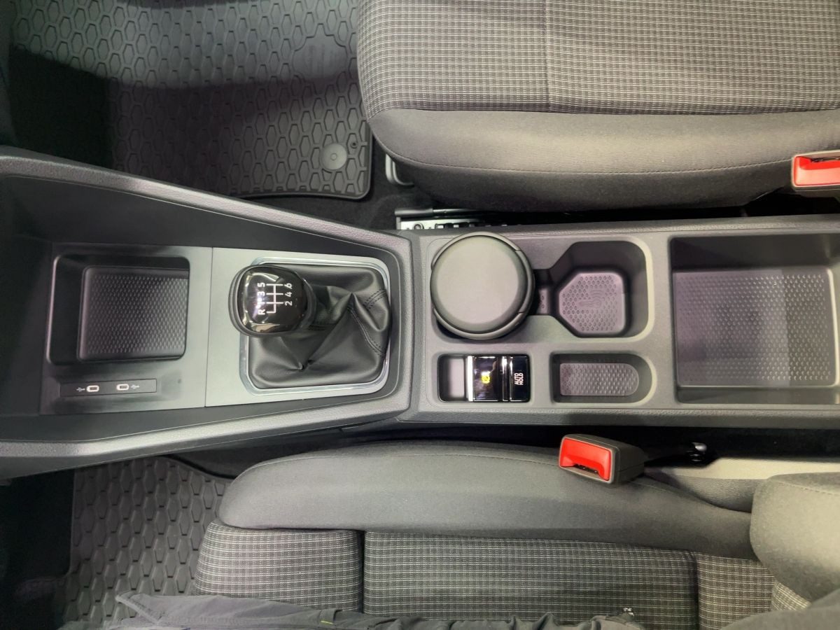 Caddy 1.5 TSI ergo DAB+ Tempo Park Ass. Bluet. Lane Ass. Front Ass.
