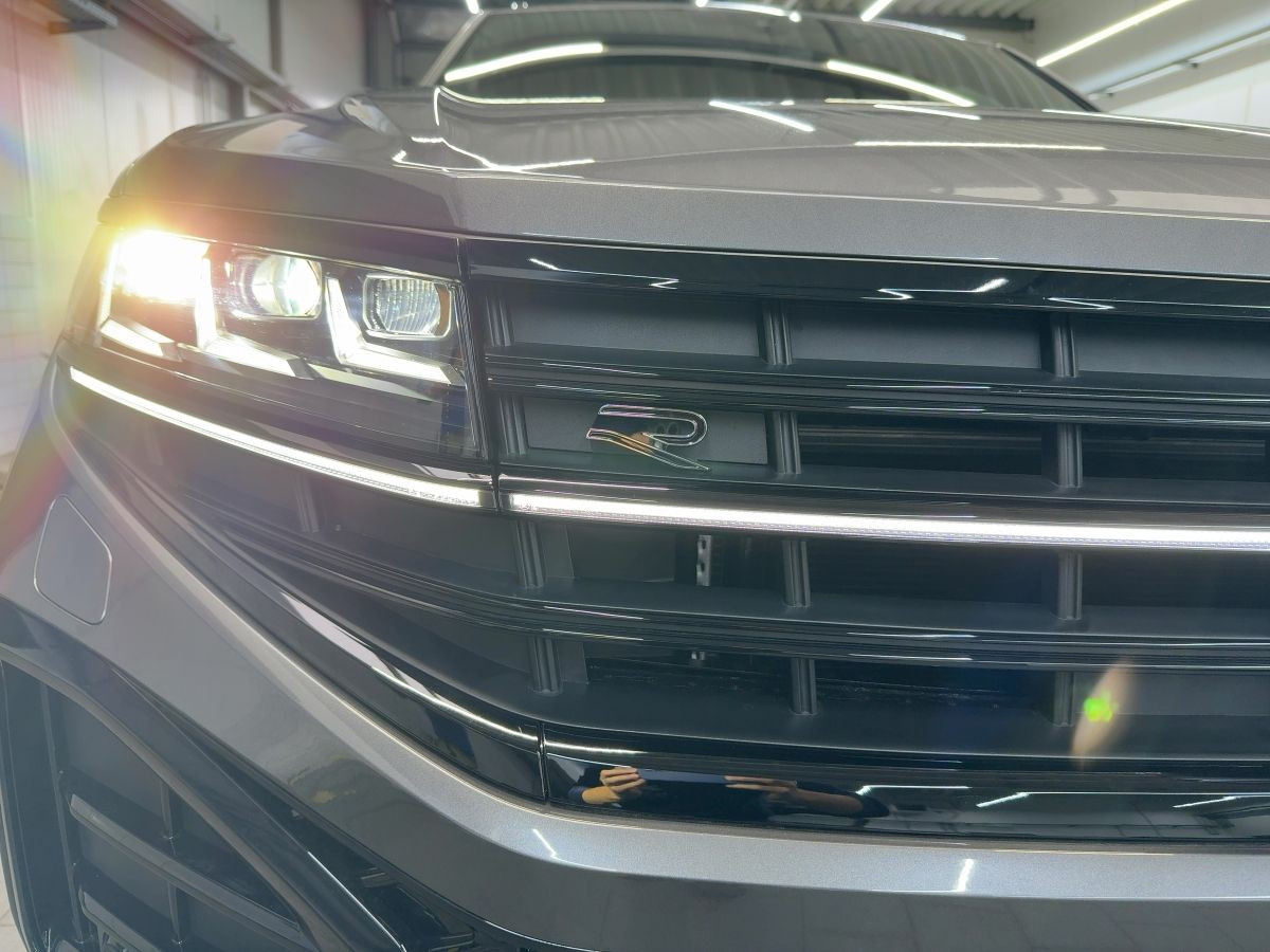 Touareg R-Line 3.0 TDI 4MOTION 210 kW 8-Gang-DSG