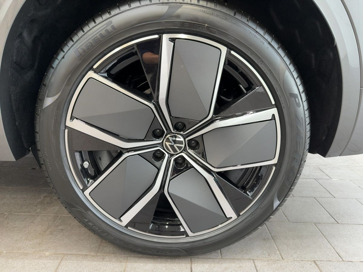 Touareg R-Line 3.0 TDI 4MOTION 210 kW 8-Gang-DSG